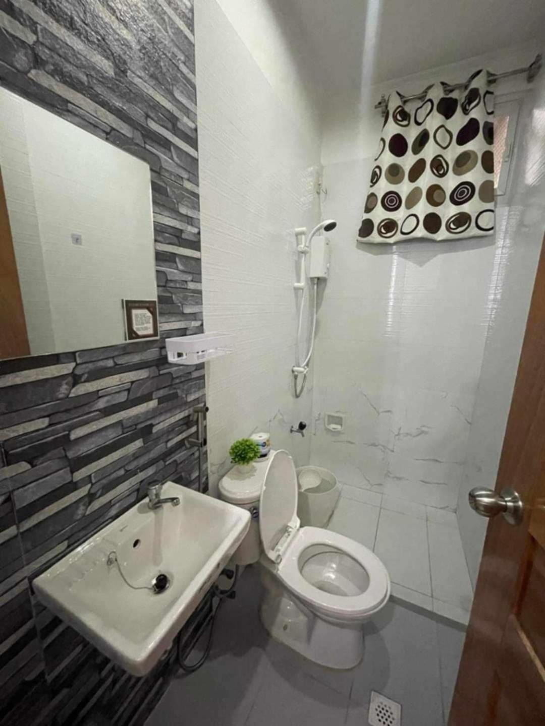 Emiliez Place Baguio City Esterno foto