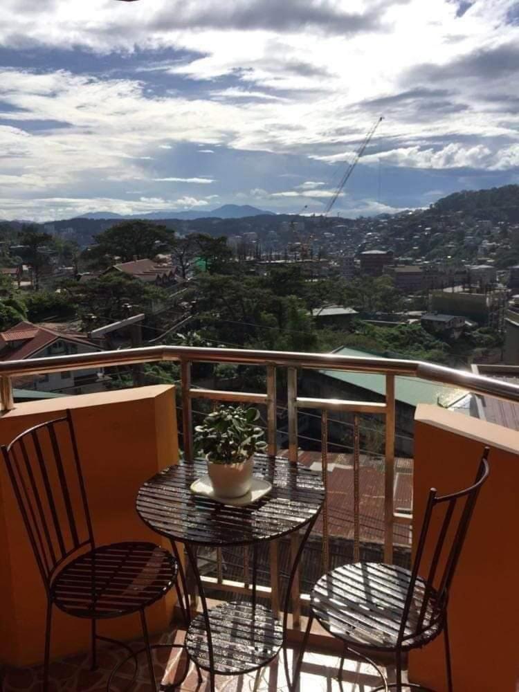 Emiliez Place Baguio City Esterno foto